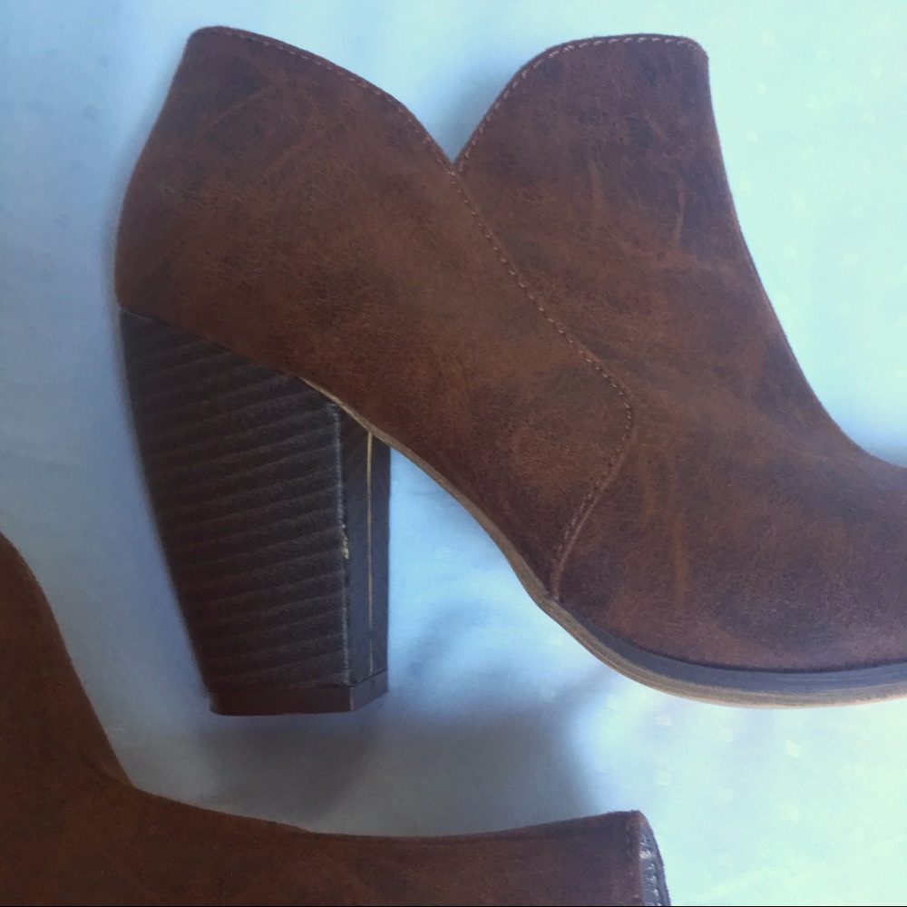 Michael Antonio Brown Ankle Booties - image 7